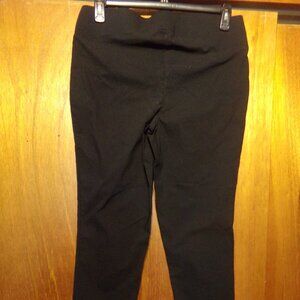 NWT TORRID Black Pixie Pull On Ankle Pants -size 1R
